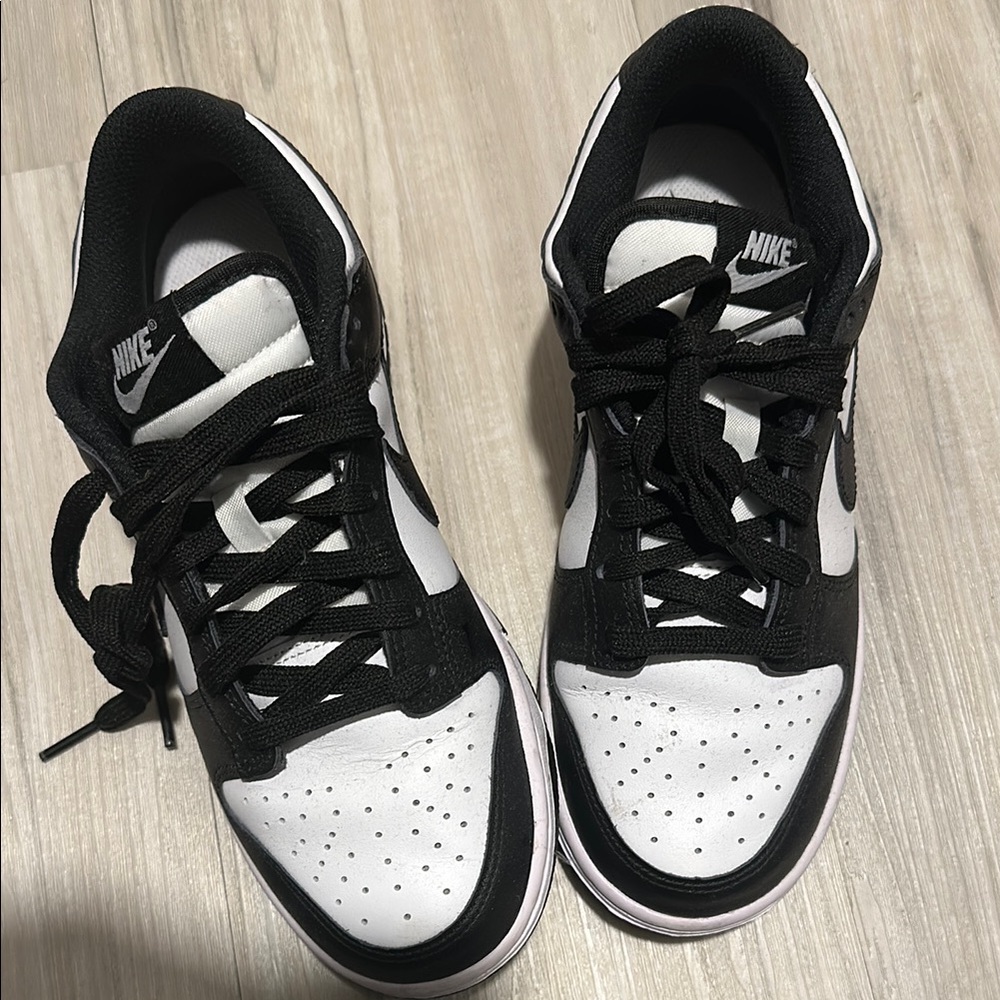 Nike Black and White Sneakers